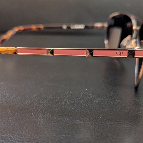 OP Rose Gold Ladies Aviator Sunglasses Like New - Picture 7 of 9